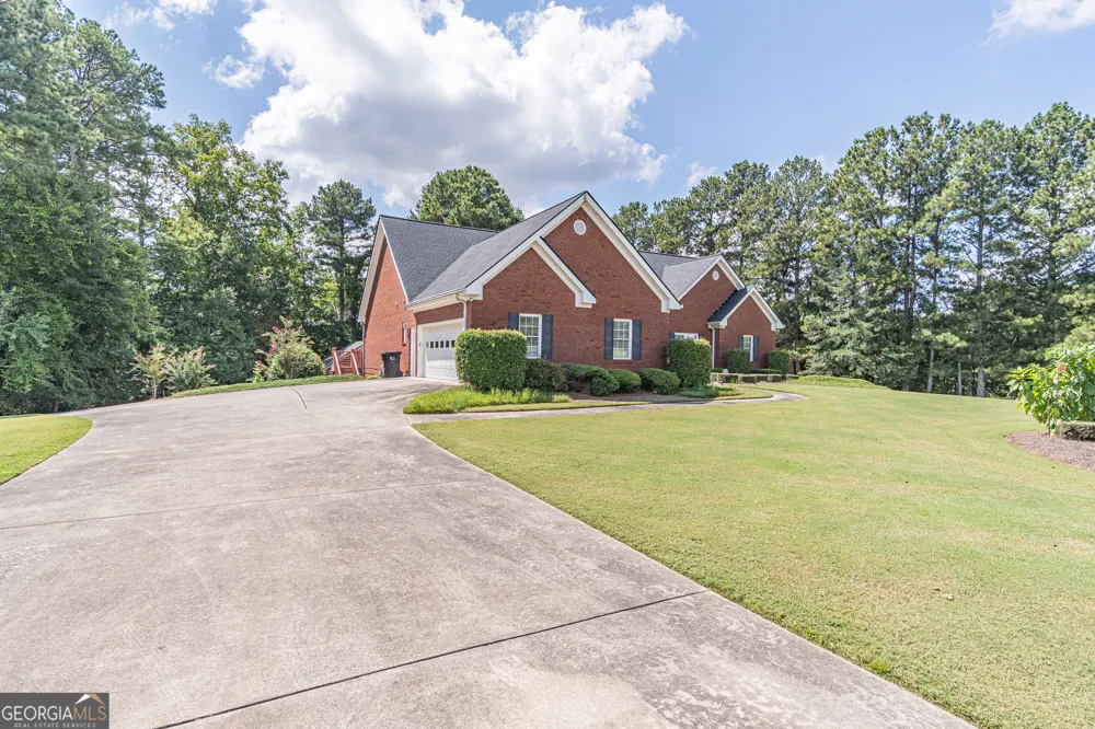 3562 Thompson Mill RD Buford, GA 30519