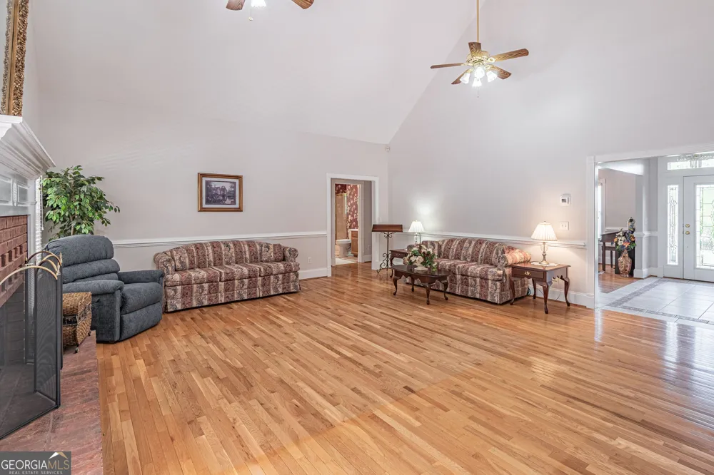 3562 Thompson Mill RD Buford, GA 30519
