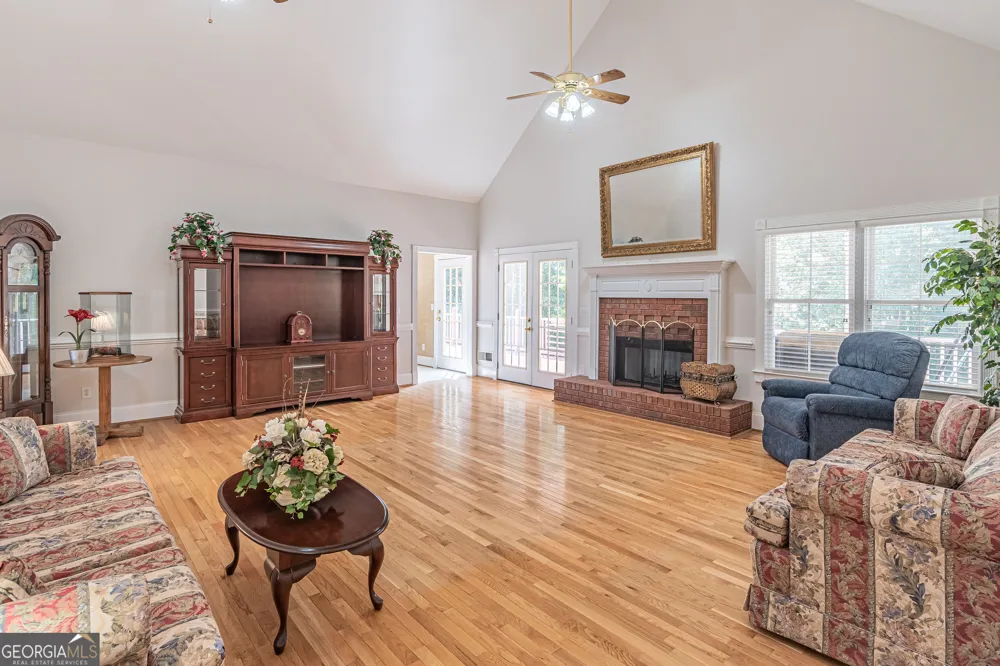 3562 Thompson Mill RD Buford, GA 30519