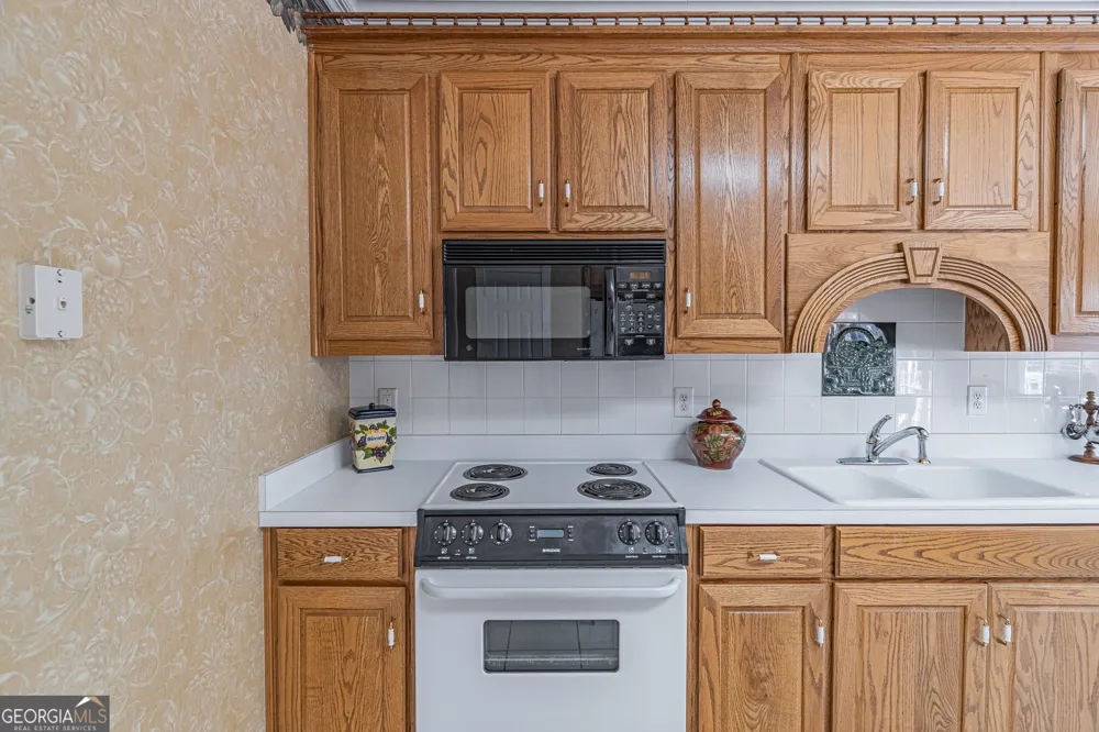 3562 Thompson Mill RD Buford, GA 30519