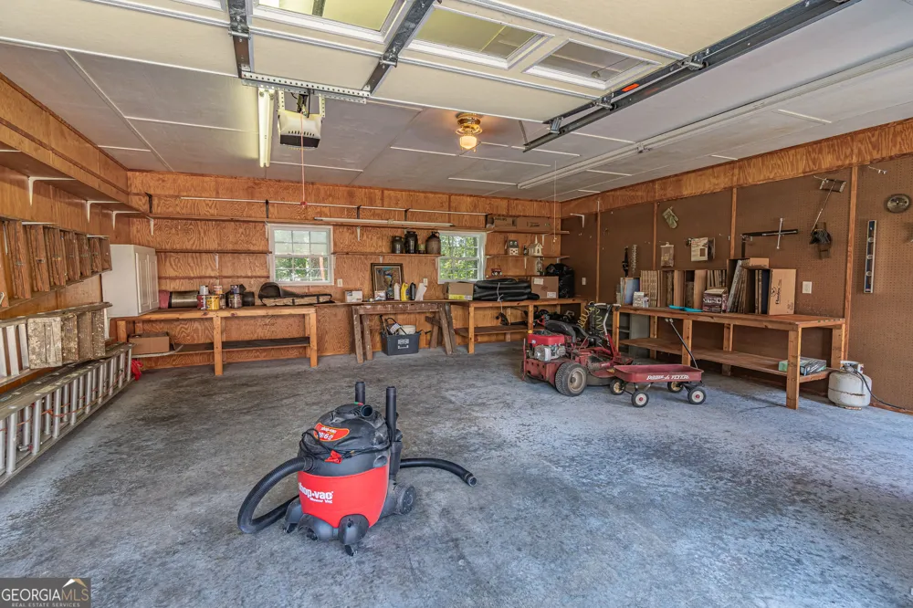 3562 Thompson Mill RD Buford, GA 30519