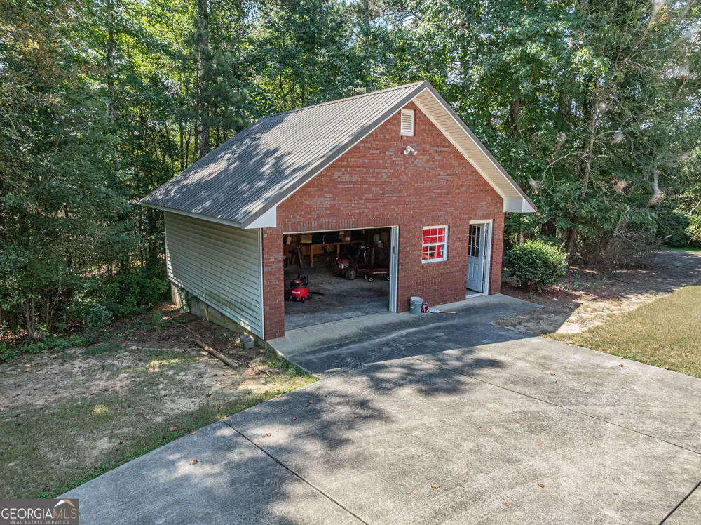 3562 Thompson Mill RD Buford, GA 30519
