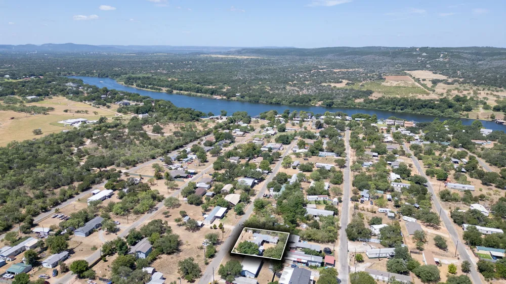 916 Apache Drive Burnet, TX 78611