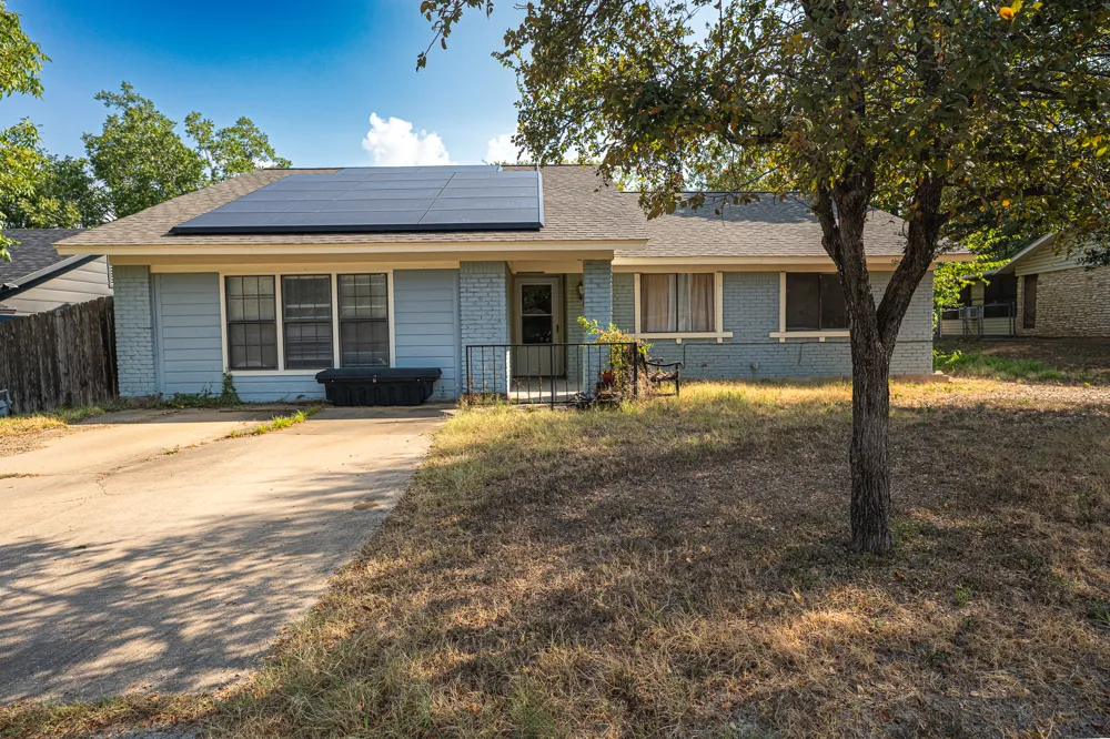 1404 Manford Hill Drive Austin, TX 78753