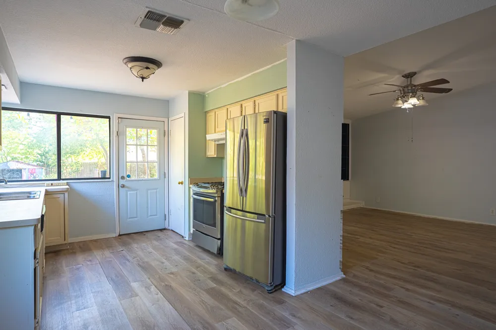 1404 Manford Hill Drive Austin, TX 78753