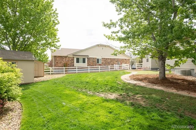 1510 S De Gaulle Circle Aurora, CO 80018