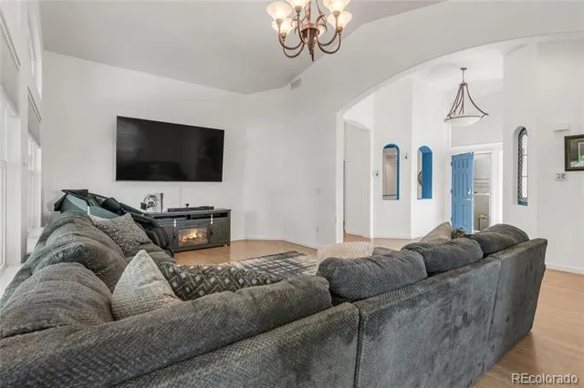 1510 S De Gaulle Circle Aurora, CO 80018