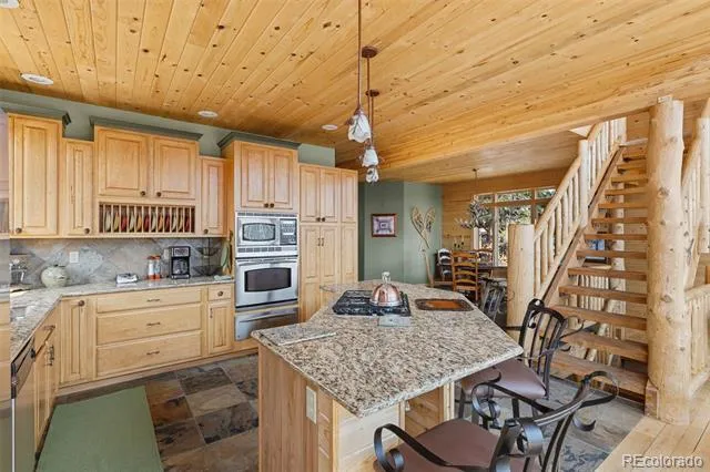 559 Bellows Road Hartsel, CO 80449