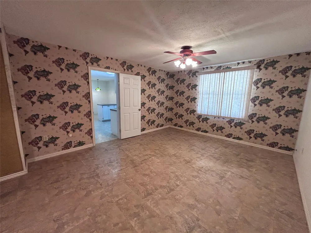 7600 Lipan Highway Lipan, TX 76462