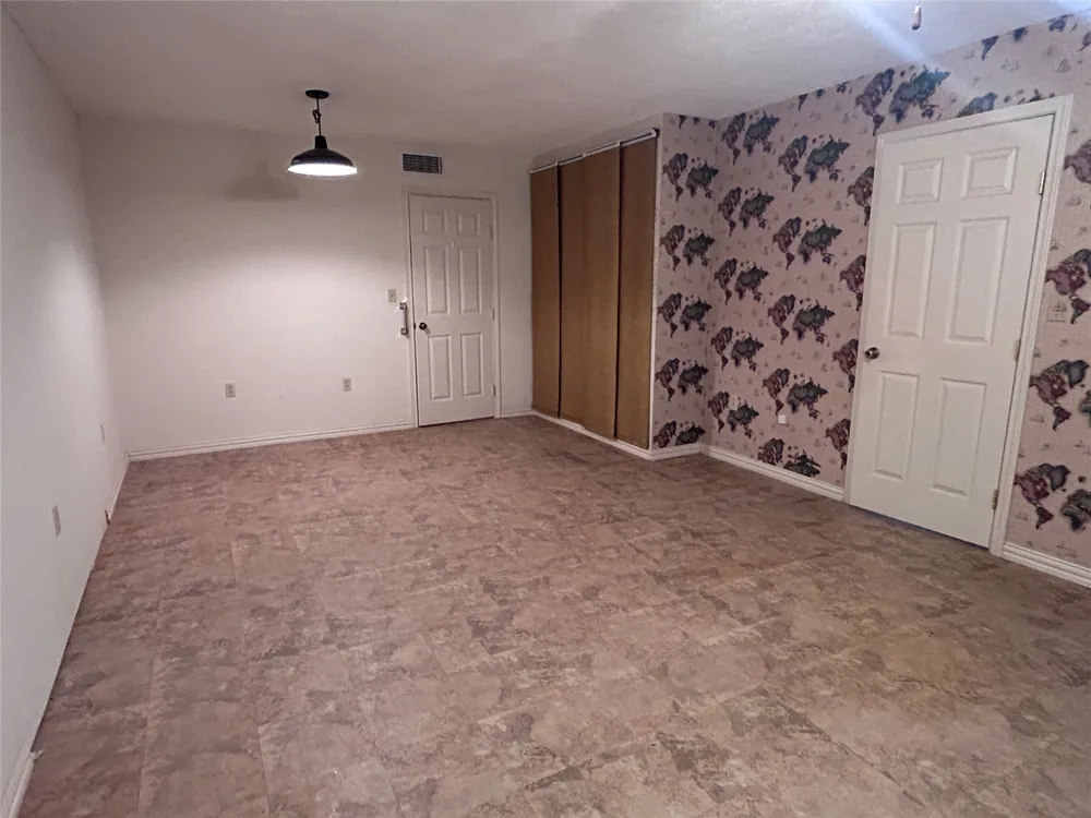 7600 Lipan Highway Lipan, TX 76462
