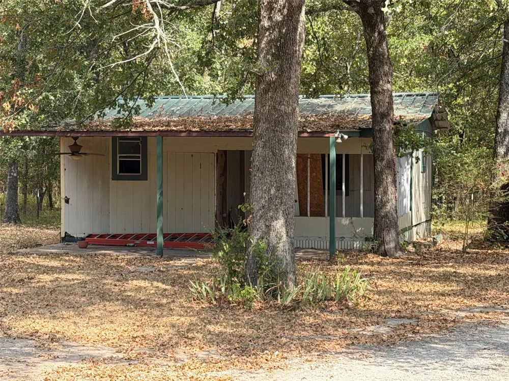 3383 NW CR 1030 Mount Vernon, TX 75457