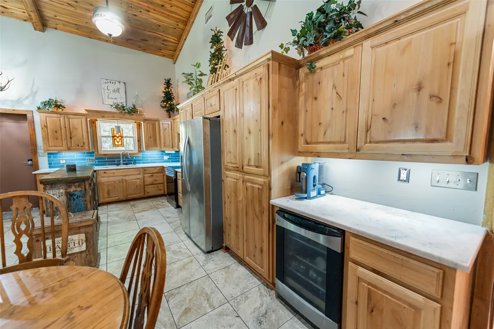3383 NW CR 1030 Mount Vernon, TX 75457