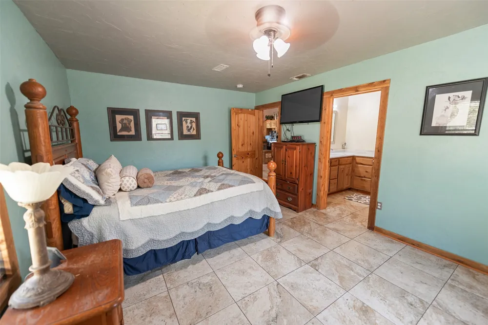 3383 NW CR 1030 Mount Vernon, TX 75457