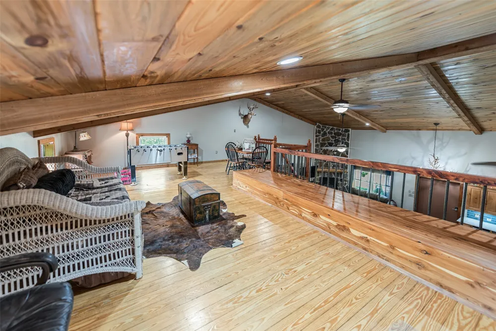 3383 NW CR 1030 Mount Vernon, TX 75457