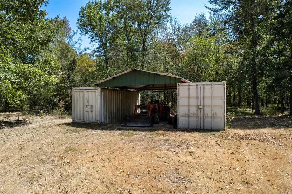 3383 NW CR 1030 Mount Vernon, TX 75457
