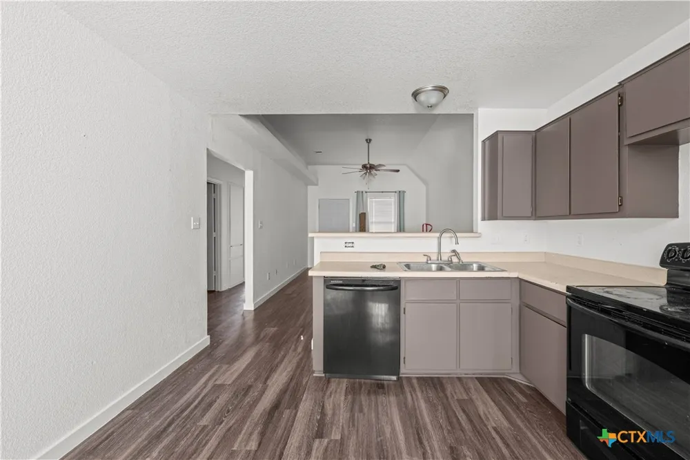 3604 Littleleaf Drive Killeen, TX 76549