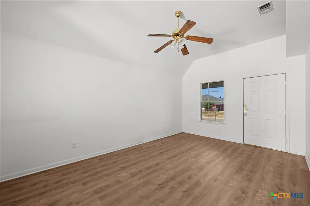 3604 Littleleaf Drive Killeen, TX 76549