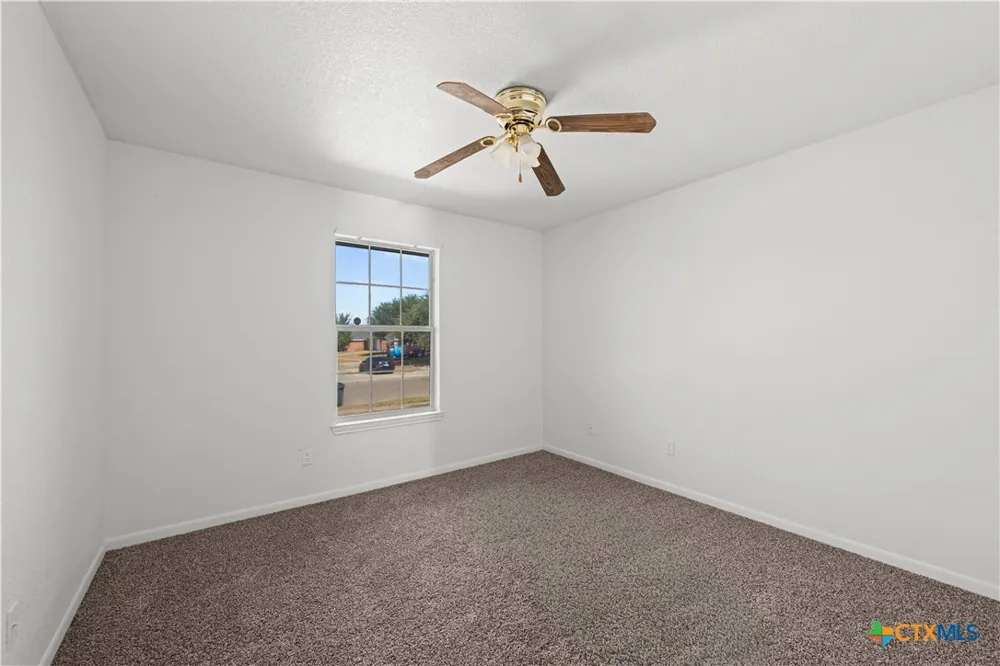 3604 Littleleaf Drive Killeen, TX 76549