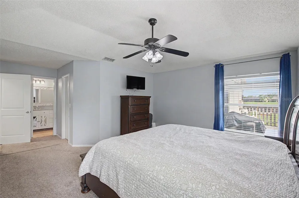 1917 REDBRIDGE DRIVE Brandon, FL 33511