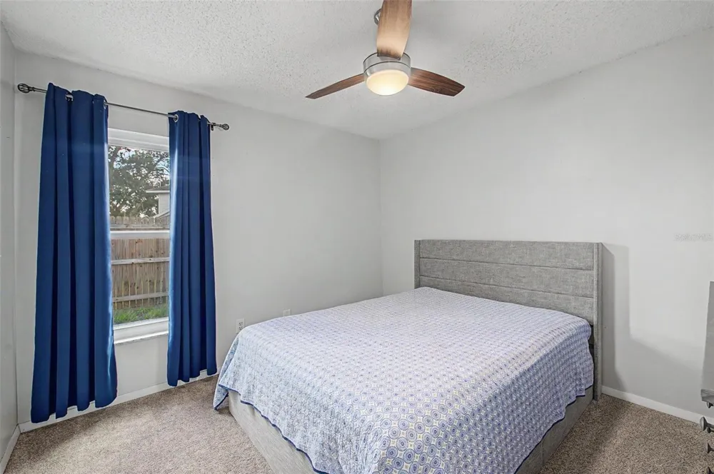 1917 REDBRIDGE DRIVE Brandon, FL 33511