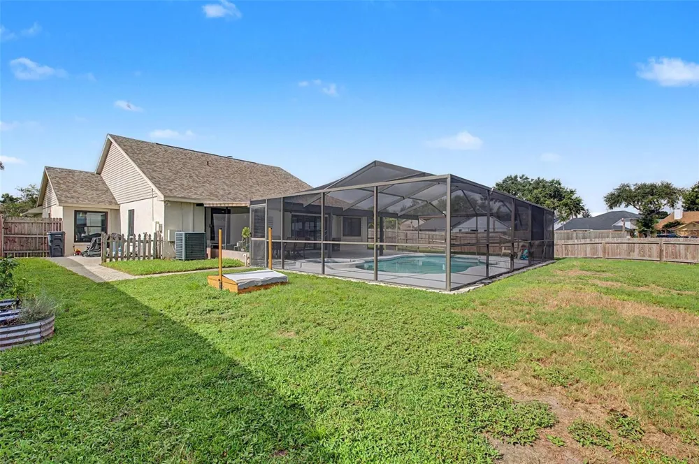 1917 REDBRIDGE DRIVE Brandon, FL 33511