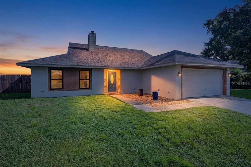 1917 REDBRIDGE DRIVE Brandon, FL 33511