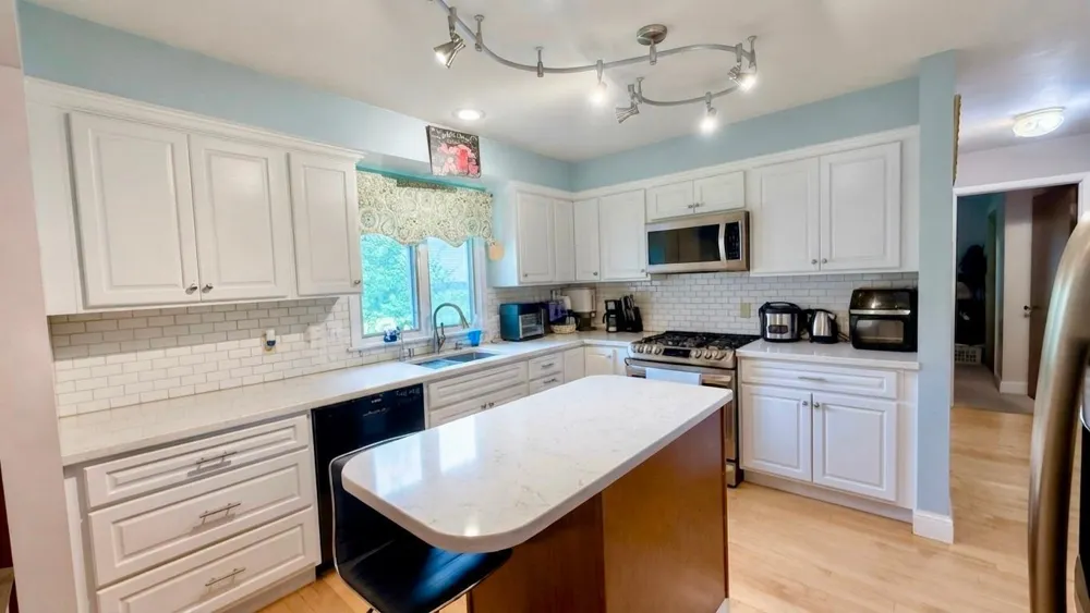 7740 47 1/2 PLACE New Hope, MN 55428