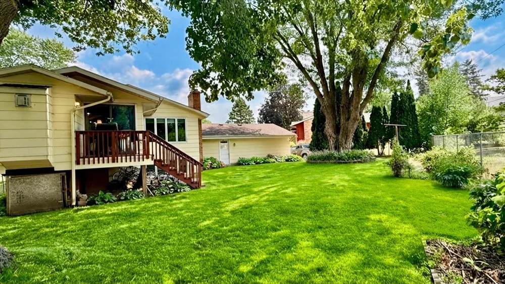 7740 47 1/2 PLACE New Hope, MN 55428