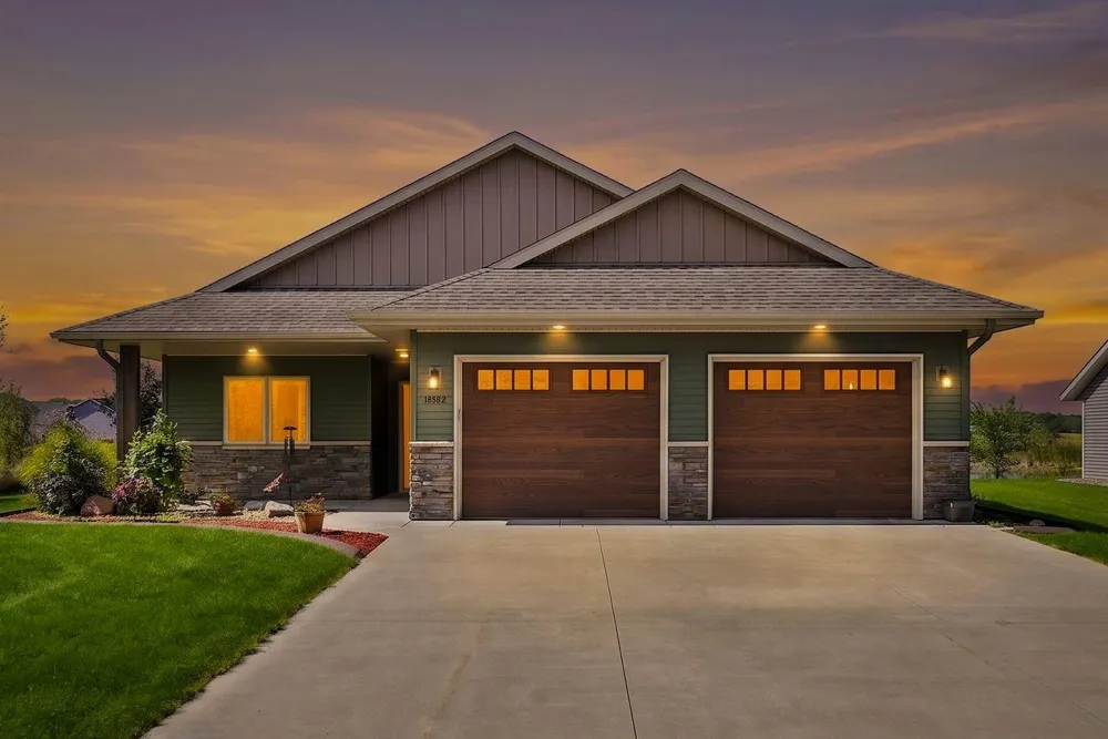 3049 Nottingham Road S Saint Cloud, MN 56301