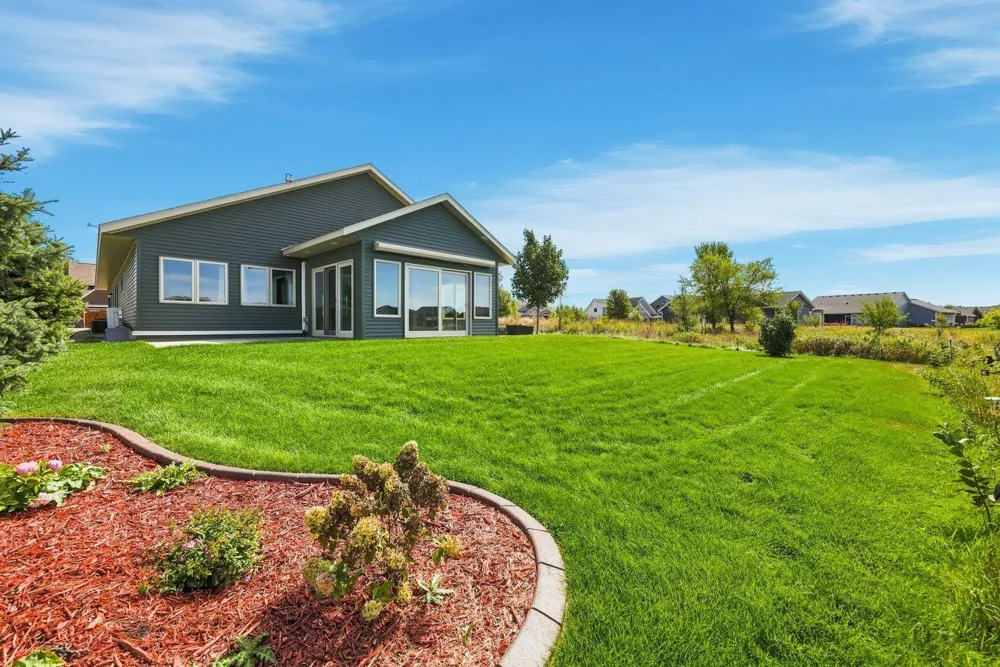 3049 Nottingham Road S Saint Cloud, MN 56301