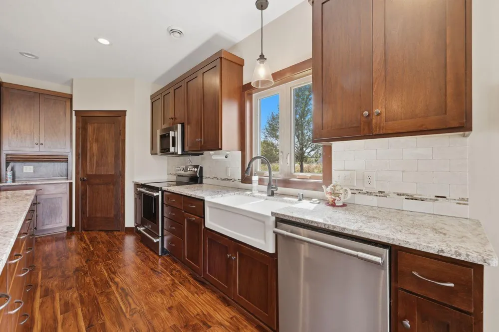 3049 Nottingham Road S Saint Cloud, MN 56301