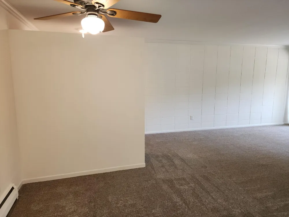 7000 Sandell Avenue #14 Edina, MN 55435