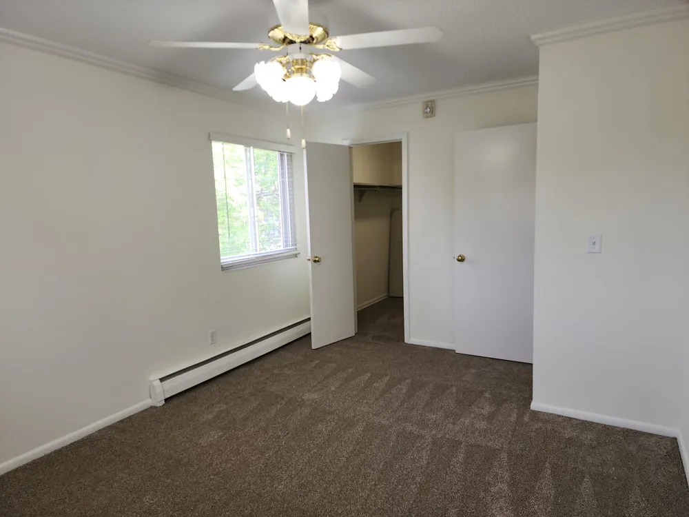 7000 Sandell Avenue #14 Edina, MN 55435