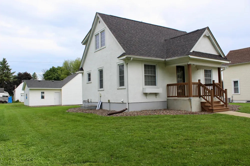 136 2nd Street SE Blooming Prairie, MN 55917