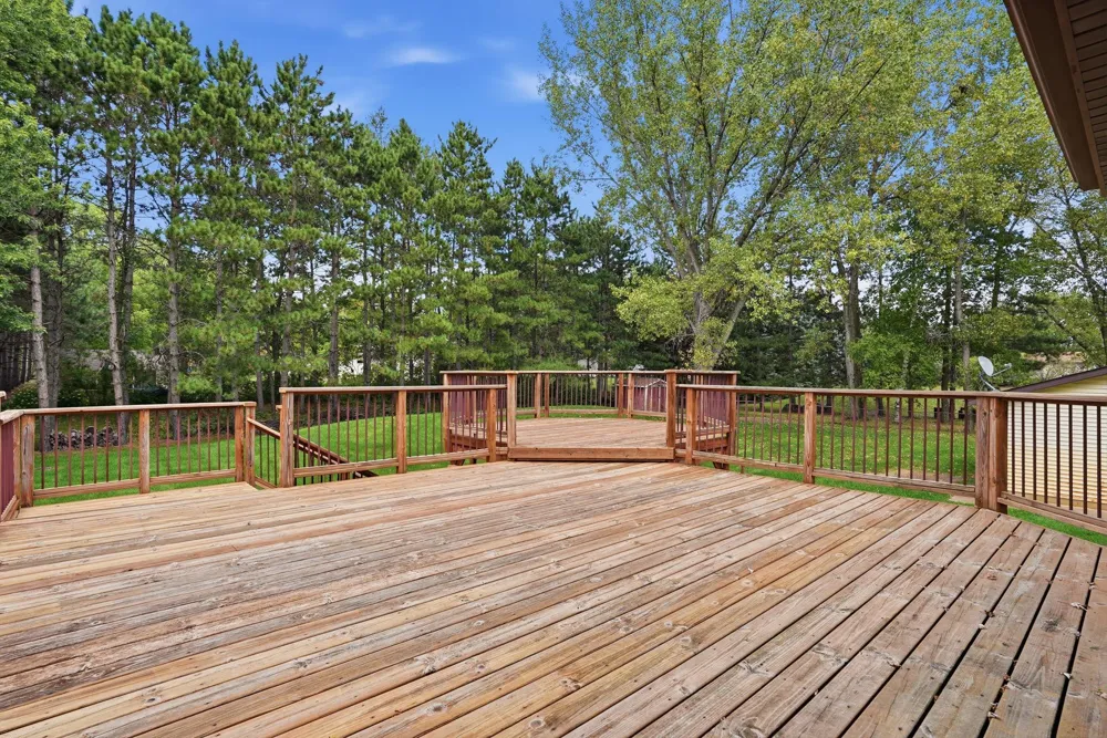 1939 168th Avenue NE Ham Lake, MN 55304