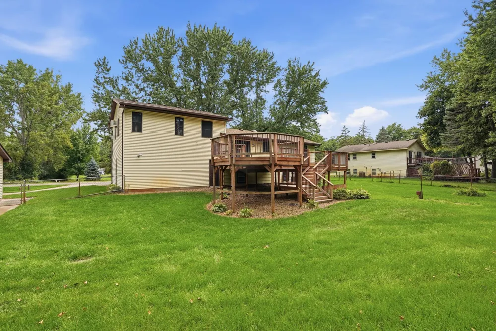 1939 168th Avenue NE Ham Lake, MN 55304