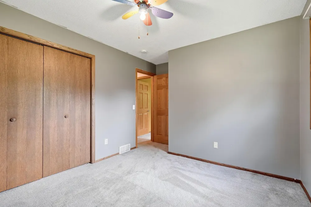 1939 168th Avenue NE Ham Lake, MN 55304