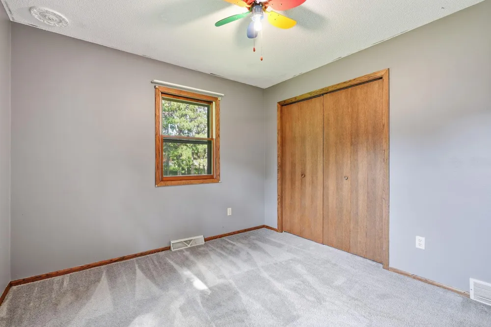 1939 168th Avenue NE Ham Lake, MN 55304
