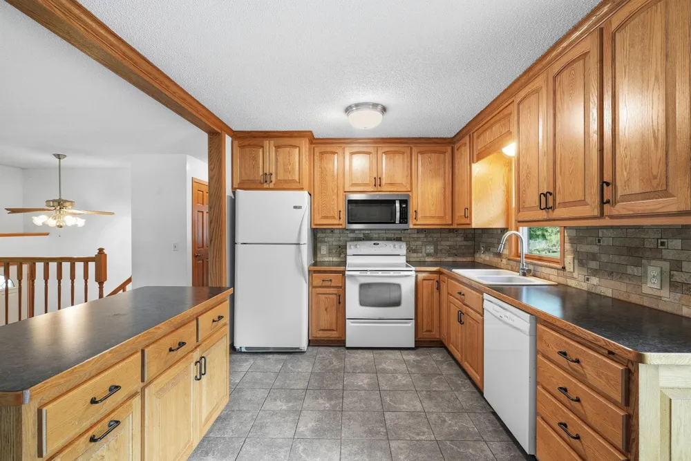 1939 168th Avenue NE Ham Lake, MN 55304
