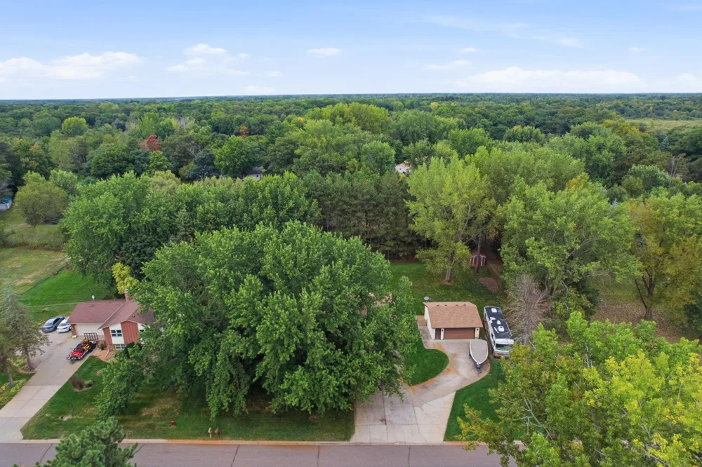 1939 168th Avenue NE Ham Lake, MN 55304