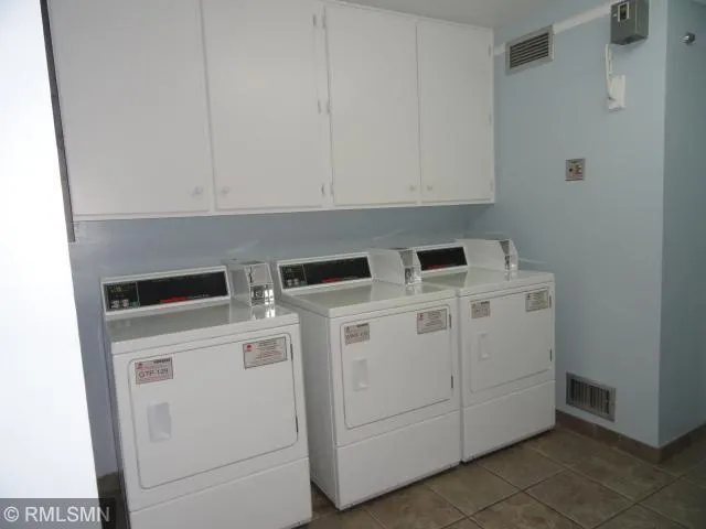 9400 S Old Cedar Avenue S #218 Bloomington, MN 55425