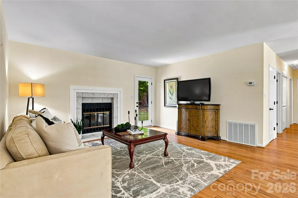 2429 Cassidy Drive Davidson, NC 28036
