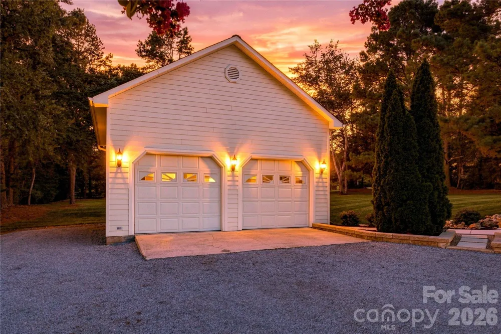 2429 Cassidy Drive Davidson, NC 28036