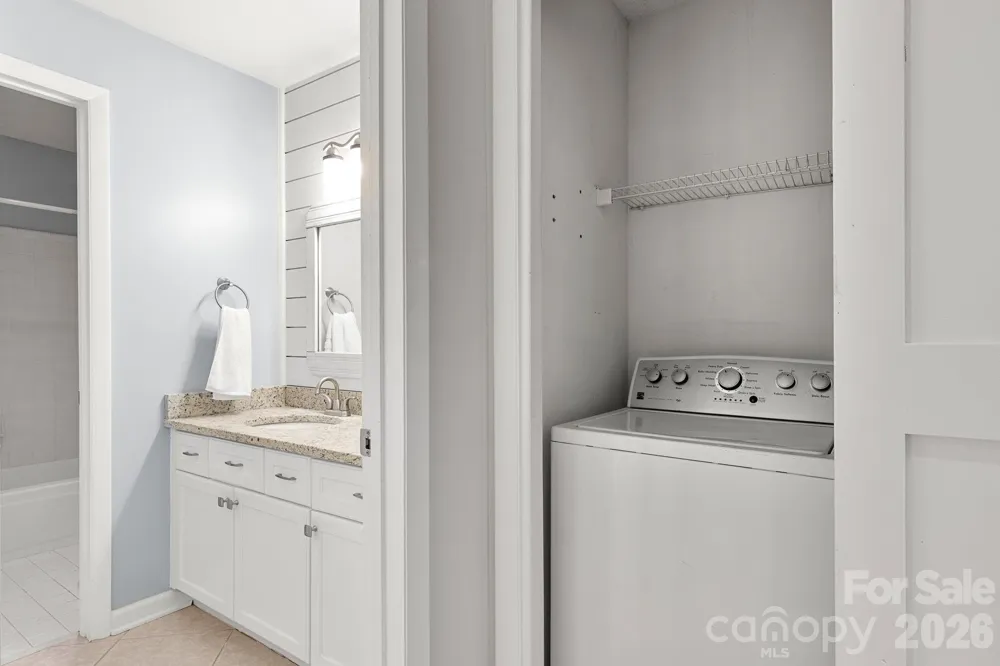 9816 Emerald Point Drive #5 Charlotte, NC 28278