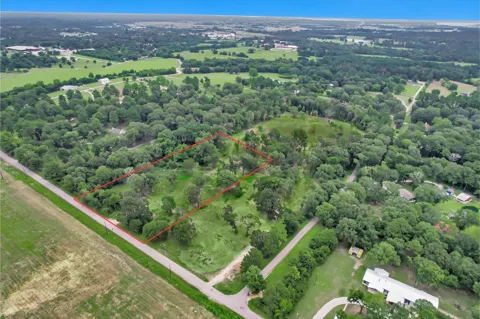 2 Womack Cemetery Road