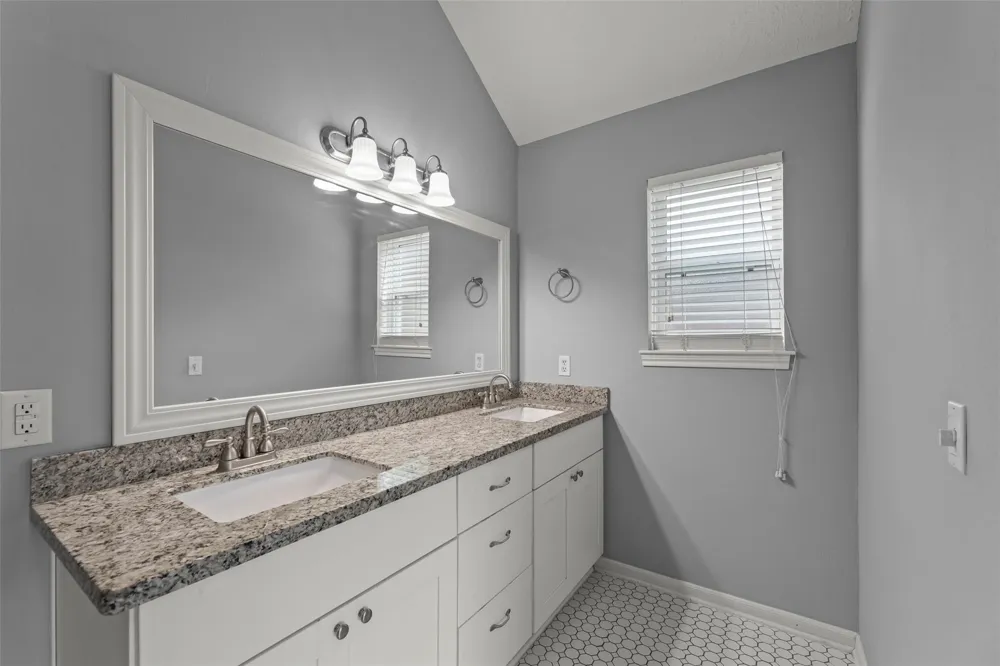 1019 Sugar Mountain Court Sugar Land, TX 77498