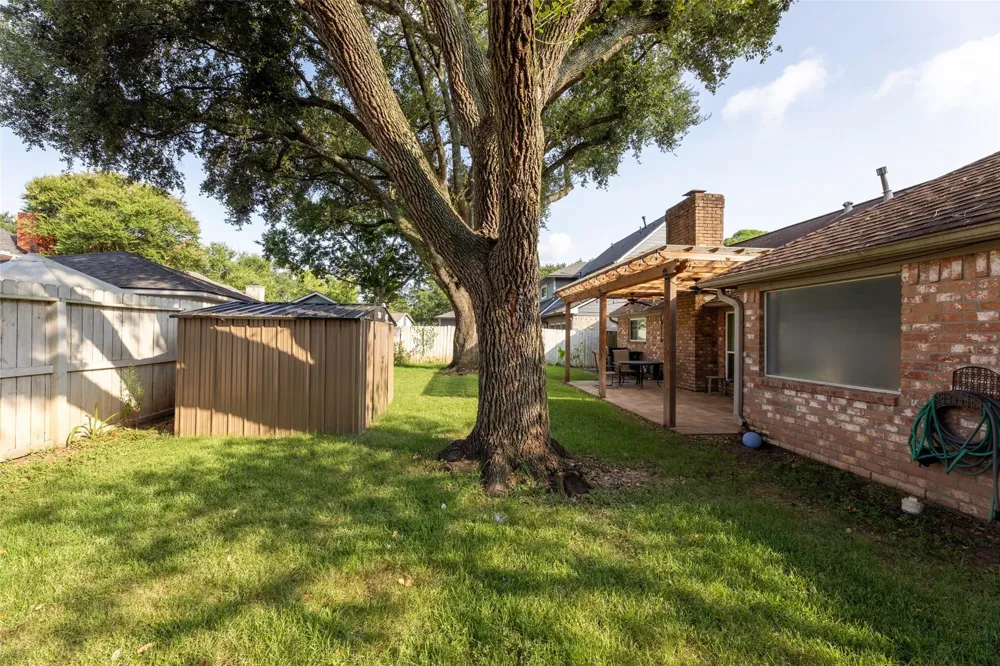 1019 Sugar Mountain Court Sugar Land, TX 77498