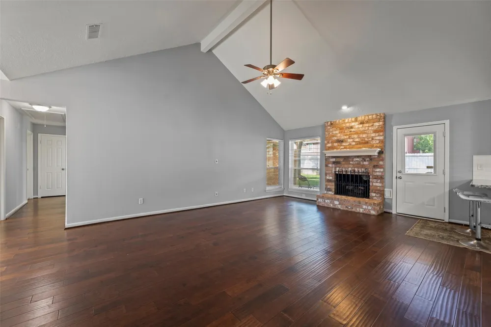 1019 Sugar Mountain Court Sugar Land, TX 77498