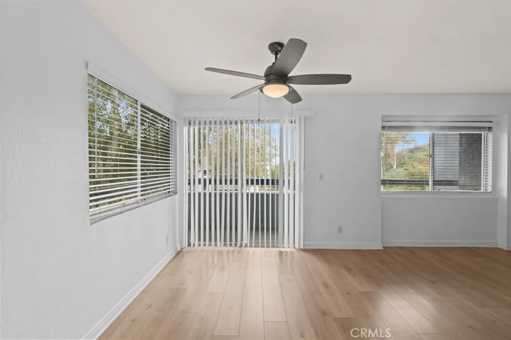 26974 Flo Lane #303 Canyon Country, CA 91351
