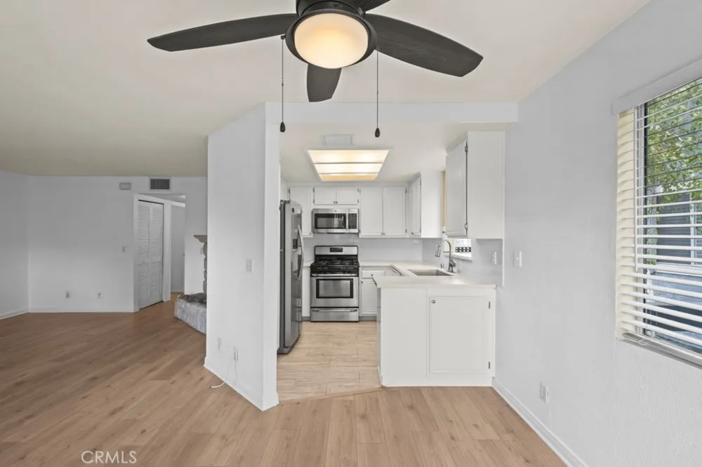 26974 Flo Lane #303 Canyon Country, CA 91351